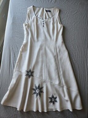 Jacques Vert Sleeveless Cream Midi Dress with Black Floral Appliqué